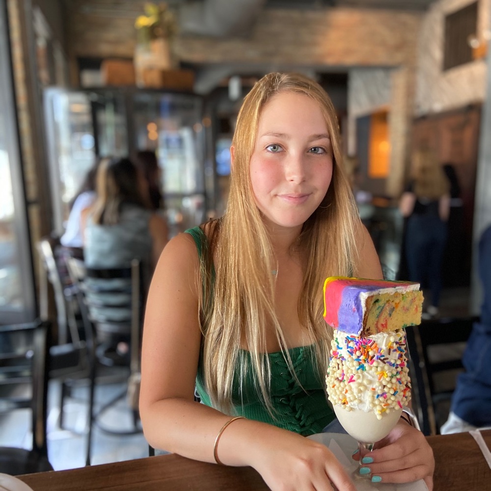 Meet your Posher, Sara